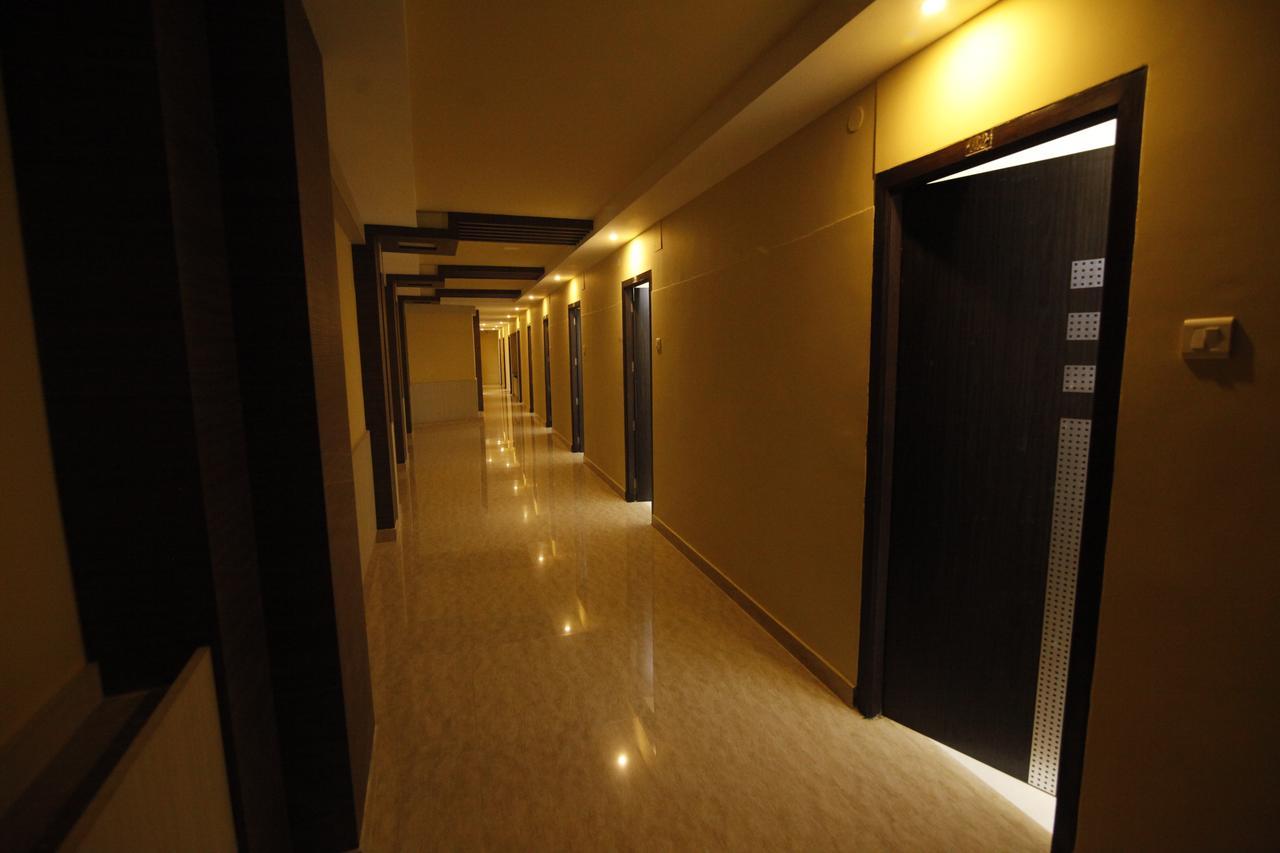 Hotel Kasi Inn Thanjavur Esterno foto